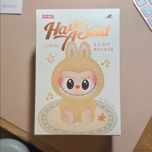 Have A Seat Labubu DADA (direct from PopMart) - Picture 2 of 5